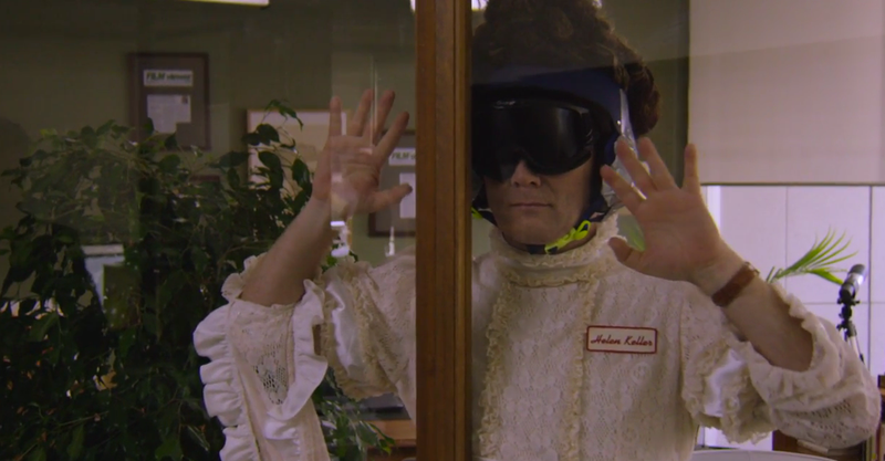 (Andy Daly) (Screenshot: Review)